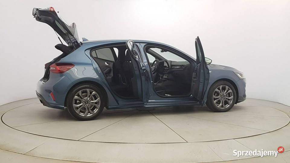 Ford Focus 10 EcoBoost mHEV STline X Z Polskiego ASR (kontrola trakcji) sprzedam