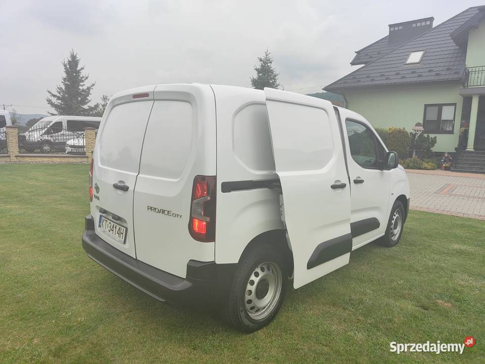 Toyota Proace City 2021r 15 102 Salon Polska Tarnów