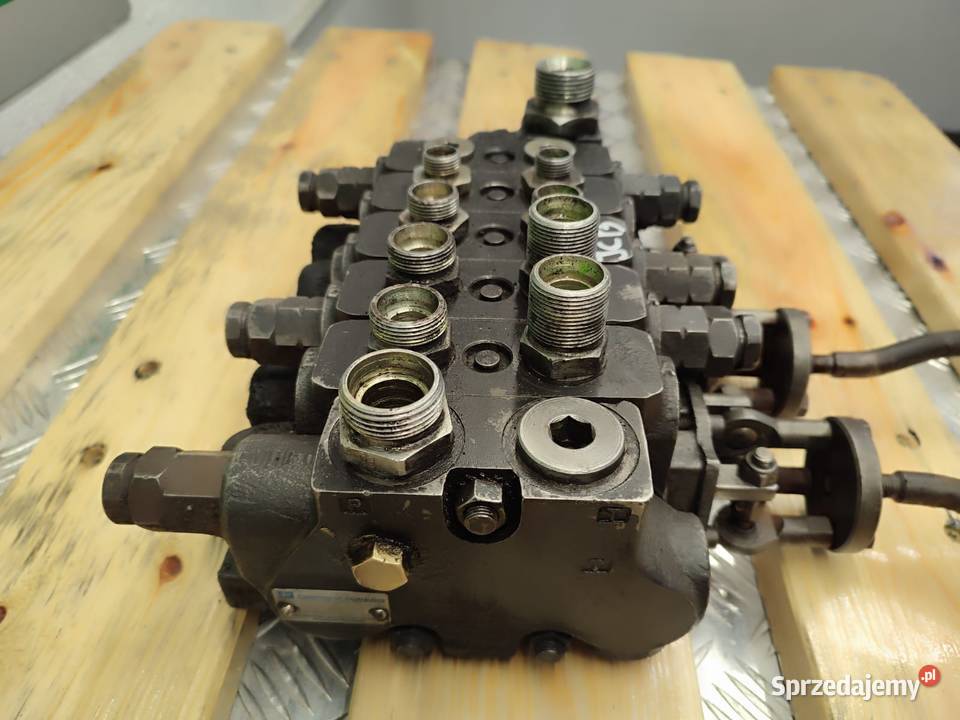 Rozdzielacz hydrauliczny 3469205165 ładowarka wielkopolskie Wilkowo
