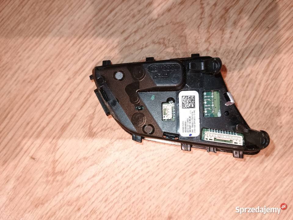 Audi A3 A4 A6 PRZYCISKI KIEROWNICY 82A951523G