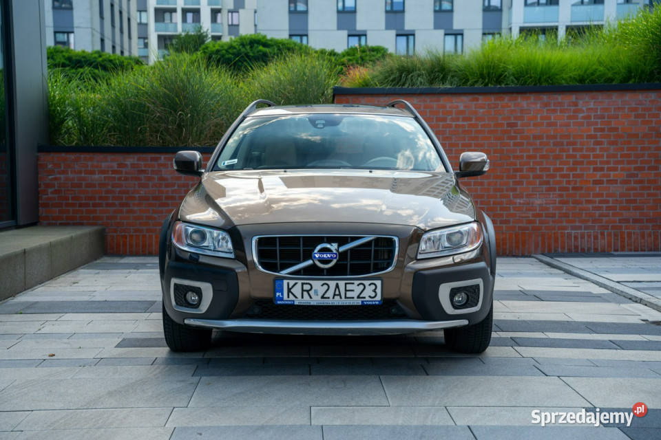 Volvo XC 70 32 AWD 6 cylindrów Jasna skóra Rok produkcji 2013 Kraków