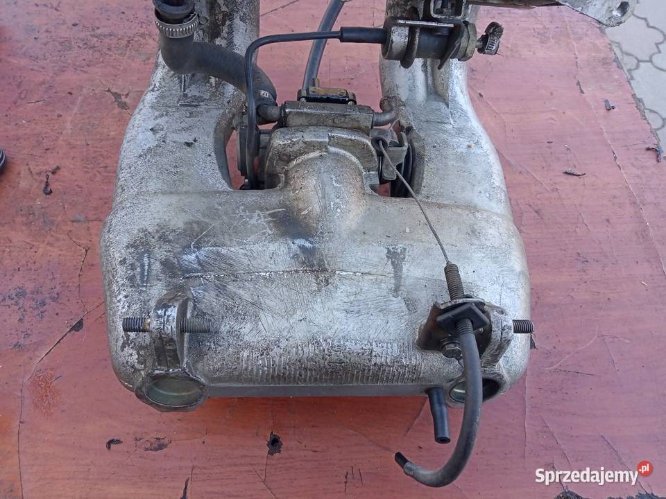 Polonez kolektor ssacylistwa wtrydskowa Rok produkcji 1999
