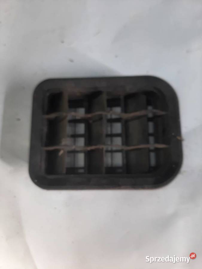 Seat Ibiza Cordoba 6L 0208 kratka wentylacyjna z osobowe Ksawerów