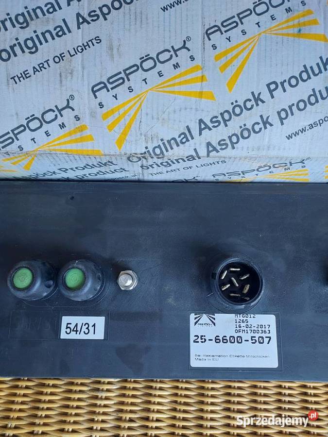 LAMPA TYŁ A256600507 ciężarowe Łazy