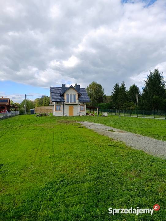 Dom jednorodzinny stan surowy zamknięty mieszkalny Krosno