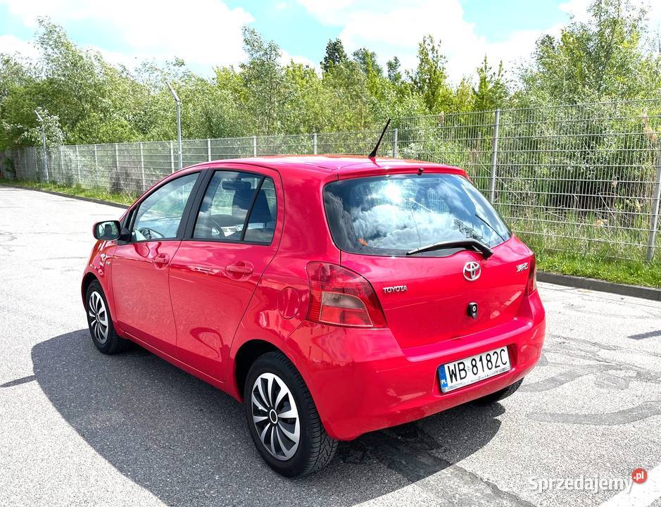 Toyota Yaris Salon Klimatyzacja Zadbana Niski autoalarm Warszawa
