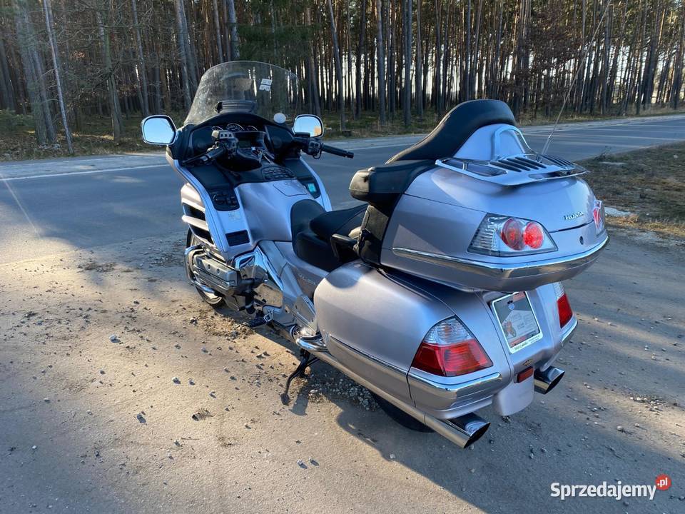 Honda Goldwing GL1800 GL 1800 2007 RATY nieuszkodzony Myje