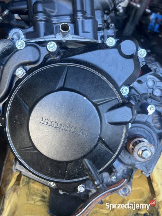 Pokrywa dekiel silnika alternatora Honda CB750