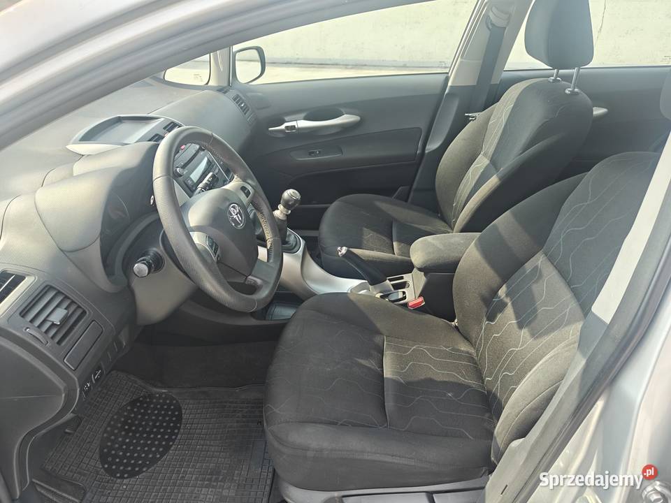 Toyota Auris świetna do jeżdzenia mieście manualna Auris Warszawa