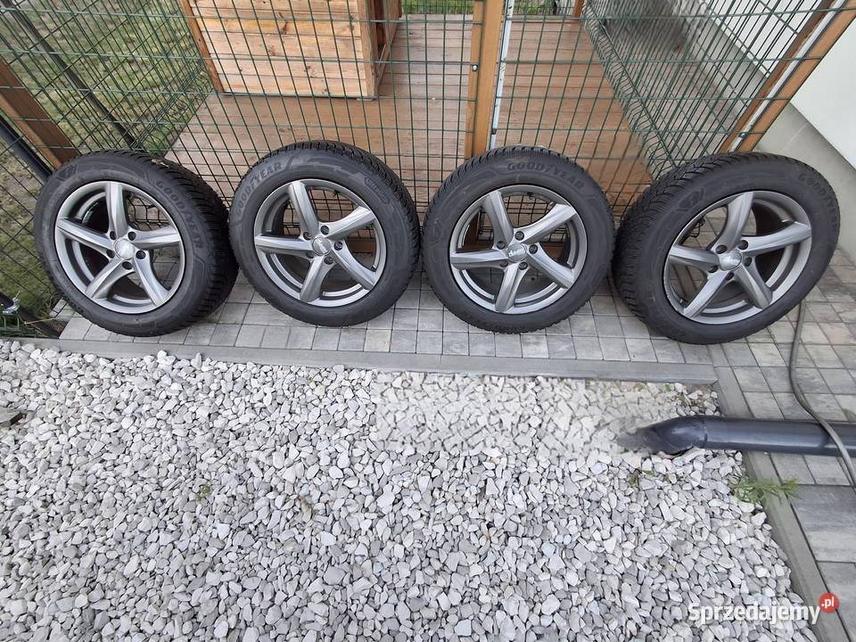 Goodyear zimowe 20555r16 alufelgi Bieganów sprzedam