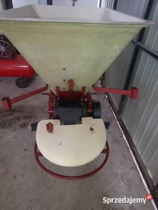 Rozsiewacz nawozu Motyl Rozsiewacze nawozów