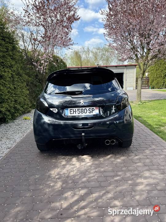 Peugeot 208 2016 doinwestowany 1200cm3 Młodojewo