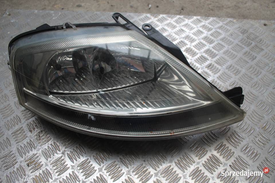 LAMPA PRAWY PRZÓD PRZEDNIA CITROEN C3 I OPIS wielkopolskie