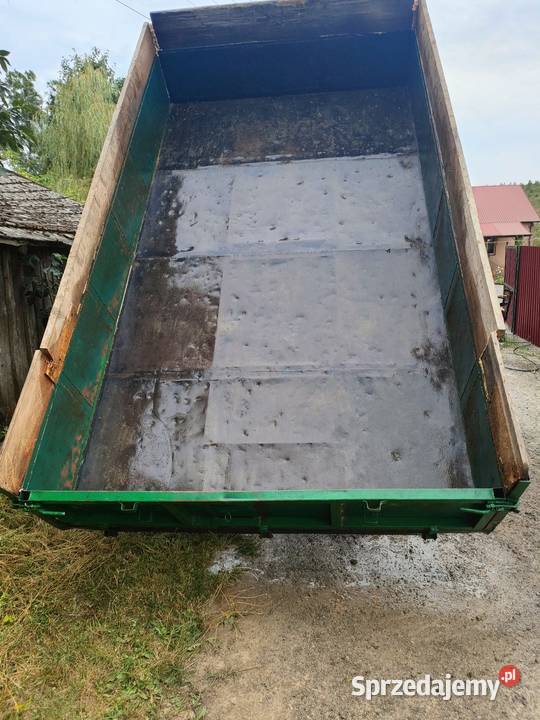 Przyczepa jedno osiową wywrotka Przyczepy rolnicze Łagów