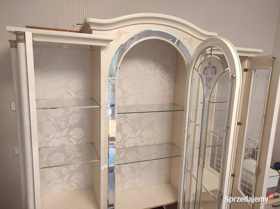 Jadalnia włoska witryna stół krzesła piękny Sypniewo