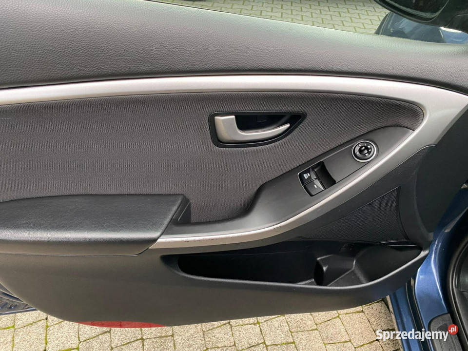 Hyundai i30 LED lift klimatyzacja manual światła przeciwmgielne Żory sprzedam