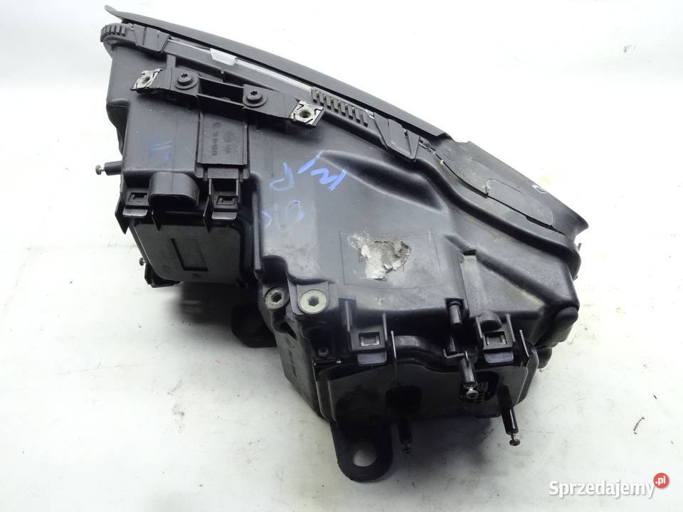 AUDI A8 D3 LAMPA PRZOD PRZEDNIA XENON PRAWA Przemęt