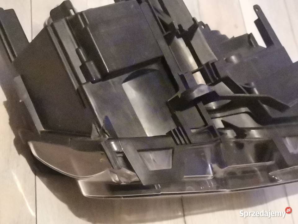 BMW 3 E46 COUPECABRIO 9903 LEWA LAMPA PRZÓD Międzychód