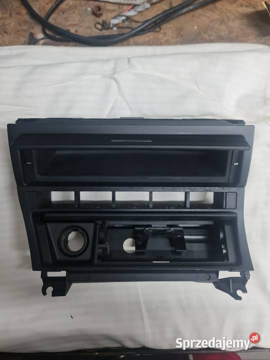 BMW e46 popielniczka przednia schowek przedni Rok produkcji 1999