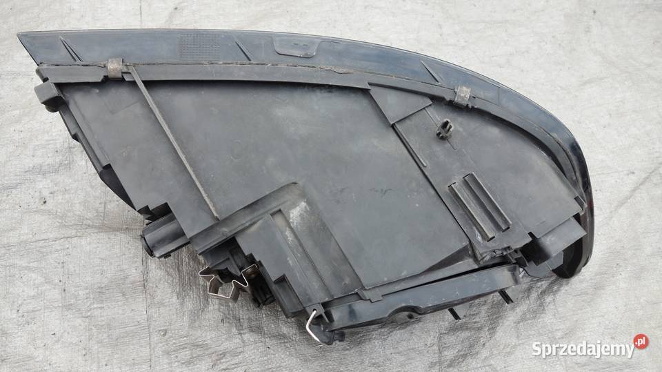 REFLEKTOR LEWY LAMPA LEWA PRZÓD VOLVO S40V50 827