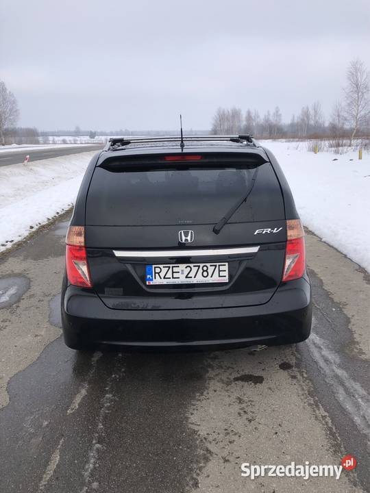Honda FRV 18 140 2008 224117km