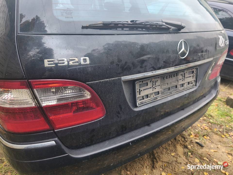 Klapa tylna tył bagażnik szyba Mercedes W211