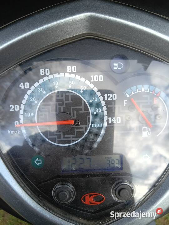 Sprzedam skuter Stąporków