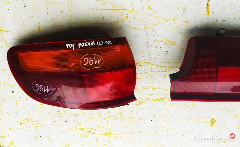 TOYOTA PREVIA I lampa tył prawa lewa na błotnik dolnośląskie Wrocław