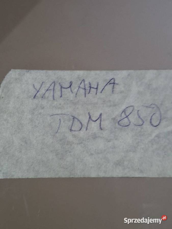YAMAHA TDM 850 SZYBA SZYBKA OWIEWKA PRZÓD Bieleń