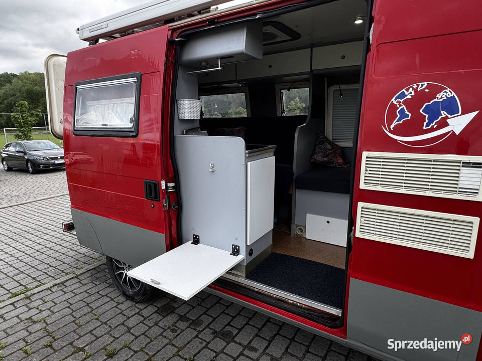 Kamper van bus Peugeot Boxer 25 L2H2 4 os duża Nowy Sącz