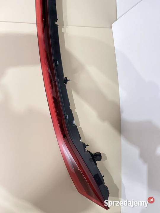 CUPRA FORMENTOR LAMPA TYŁ BLENDA  5FF945302 Ostroróg