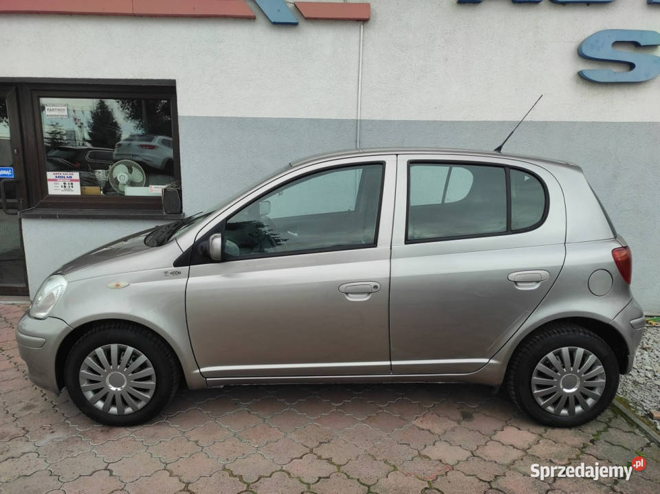 Toyota Yaris 13 benzyna klima elszyby Racibórz