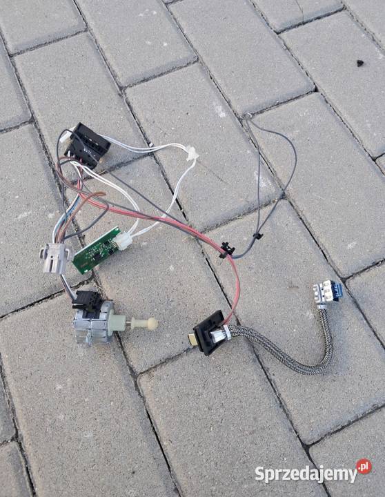 WIĄZKA LAMPY PRZÓD LEWA XENON BMW X1 E84 wielkopolskie Poznań