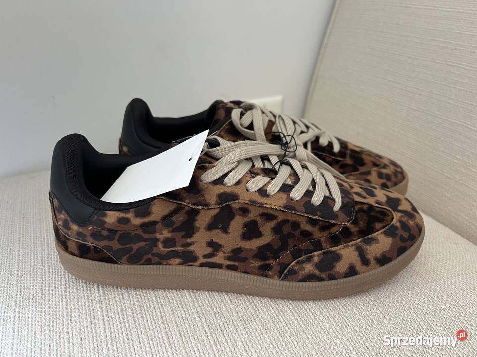 Buty damskie sportowe HM pomorskie Gdańsk