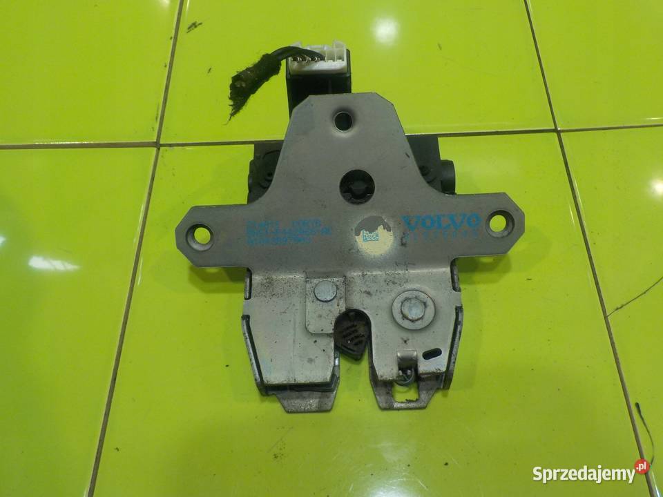 VOLVO V60 I 11r 24 D5 zamek klapy tyl 31335045 mazowieckie