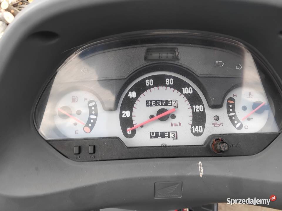 Skuter 125 Honda Pantheon zarejestrowany kask kupiony w Polsce