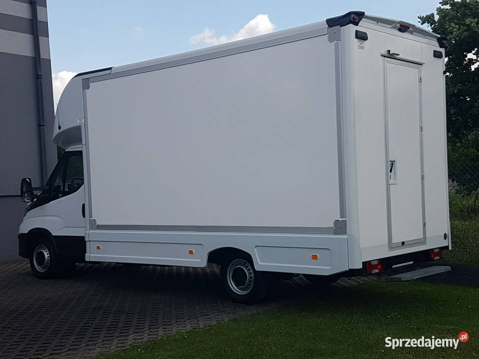 Iveco Daily KONTENER NISKOPODŁOGOWY 443x223x242 Poręba