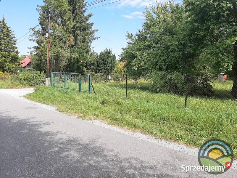 Płaska kształtna 18arowa działka bud k Krakowa budowlana Zabierzów
