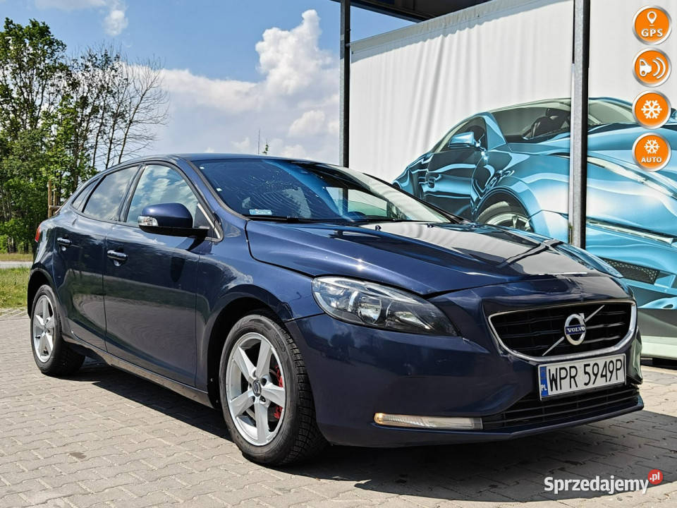 Volvo V40 II 2012 światła do jazdy dziennej