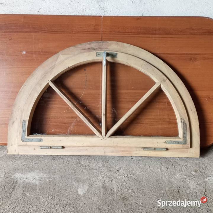 Okno łukowe półokrągłe wielkopolskie Pawłowice