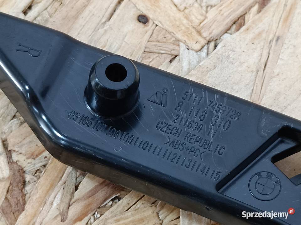 BMW 1 F40 ŚLIZG MOCOWANIE ZDERZAKA GÓRNY PRAWY osobowe Karoseria sprzedam
