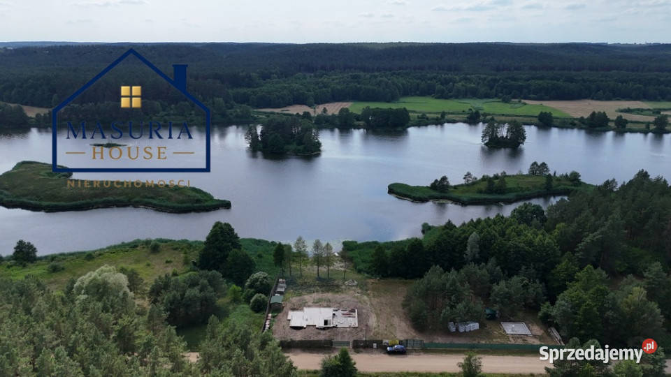Działka z linią brzegową i rozpoczętą budową Nielbark