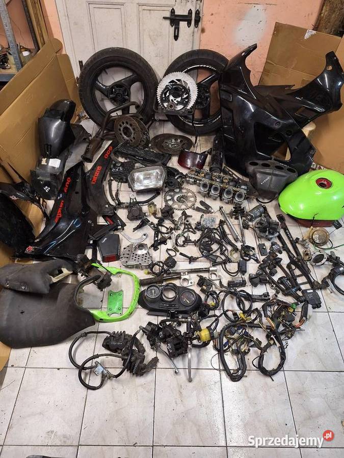 Suzuki GSX 600 F części licznik bak owiewka Jelenia Góra sprzedam