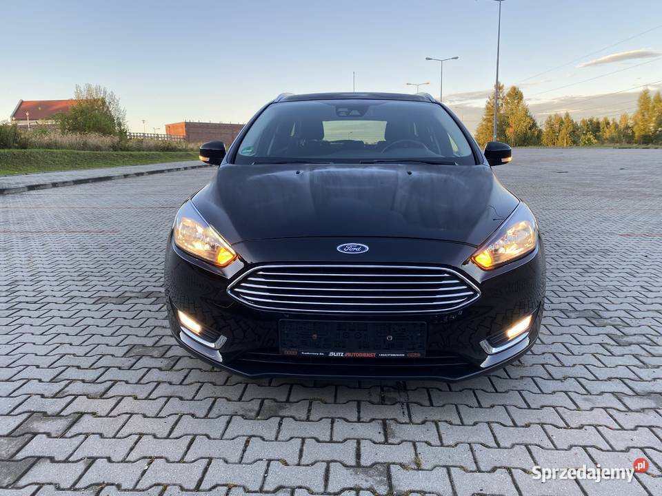 10 125 NAVI KAMERA LED 6xAirbag GrzFotele manualna Legnica