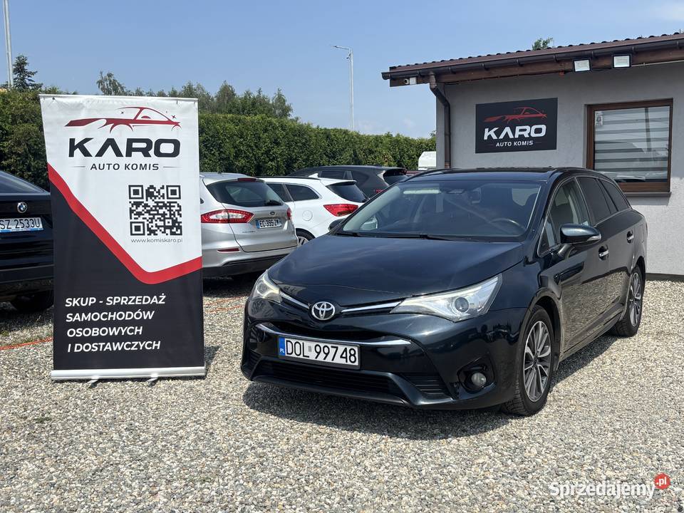 Toyota Avensis 2016r Gwarancja Polski Salon kamera cofania Paniówki