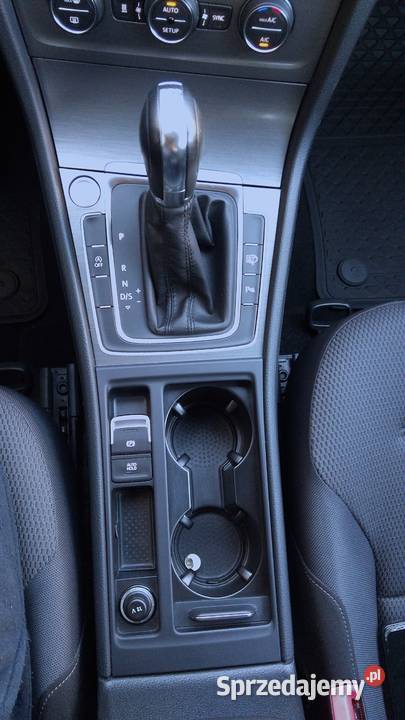 Volkswagen Golf 14 Ben140 DSG Klimat Radar Rok produkcji 2013 Sochaczew