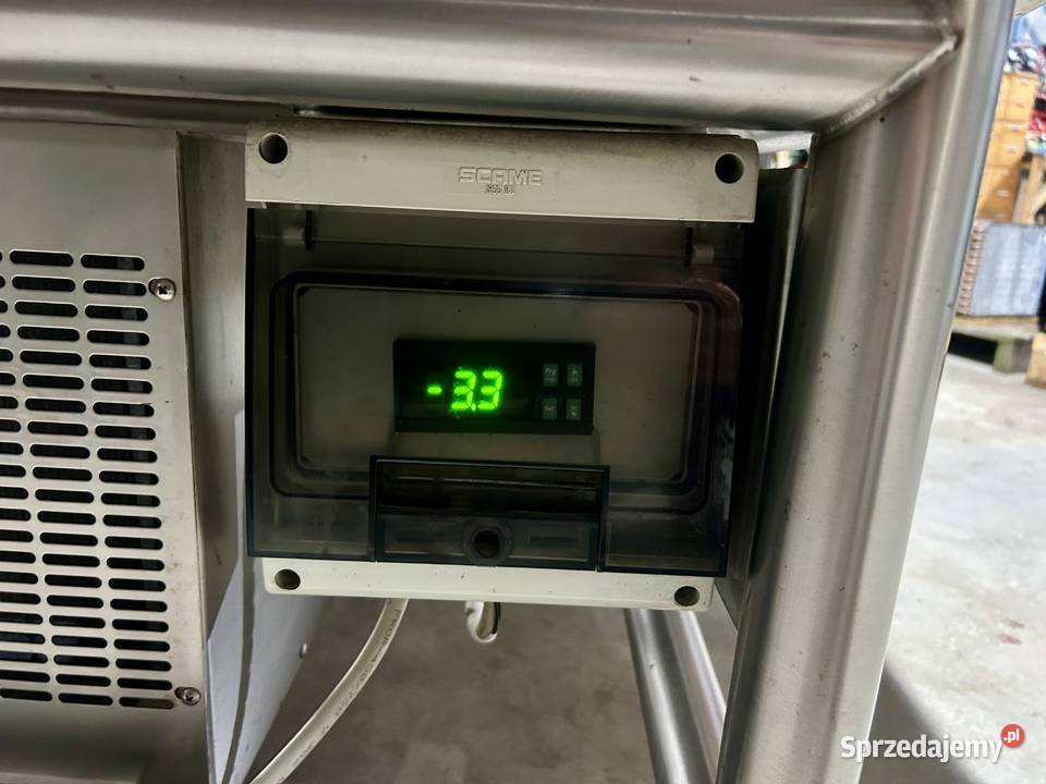 WITRYNA LADA CHŁODNICZA NA RYBY ARNEG LAGUNA Krępsko sprzedam