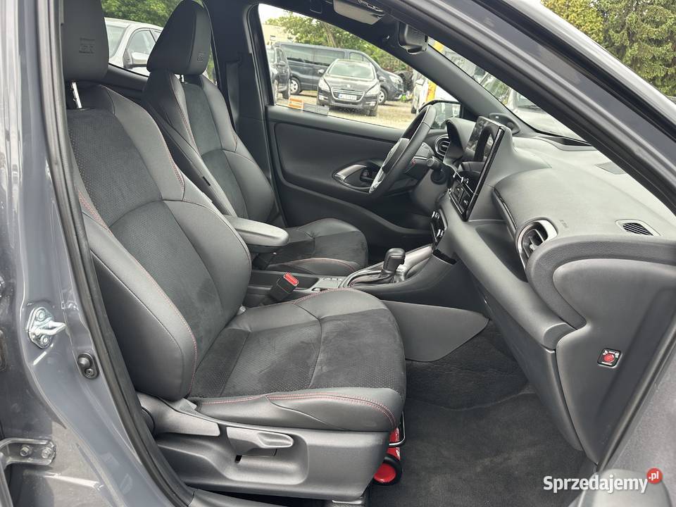 Toyota Yaris Hybryda GRVIP SKYVIEWSalonPLIWŁ szyberdach Warszawa