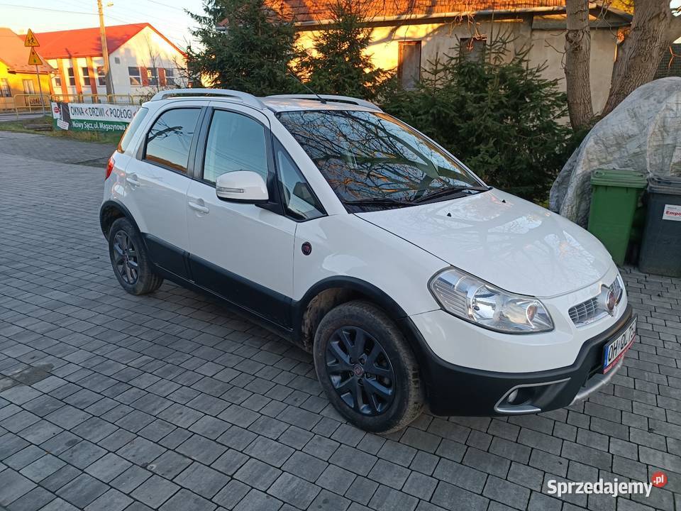 Suzuki SX4 2015 r 16 Benzyna 4x4 Bez Korozji Nowy Sącz