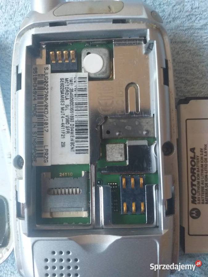 Motorola V980 telefon z klapką unikat 980 Pozostałe Sandomierz